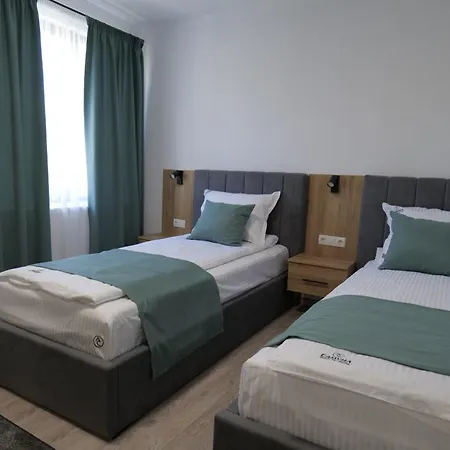самуил Affittacamere 4*