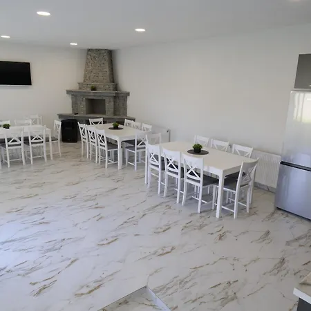 самуил Konukevi *